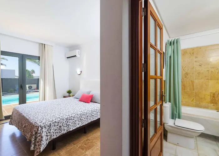 Gisher فيلة بلايا بلانكا